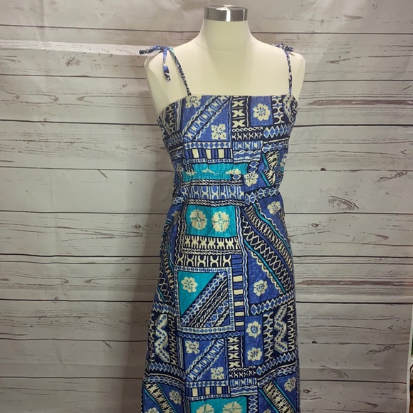 Dresses & Skirts - Hilo Hatties vintage maxi dress